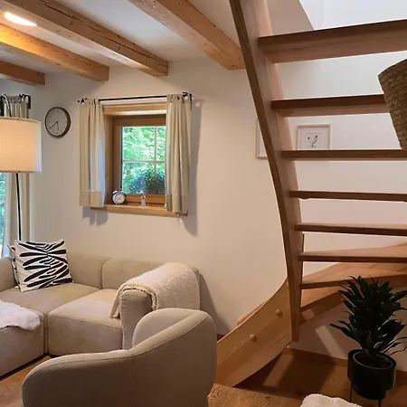 Lill' Hill Estate & Wellness - Lumina 度假居
