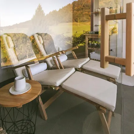 Lill' Hill Estate & Wellness - Lumina 度假居 *